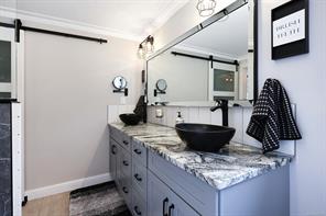 542 THULIN St — listing photo 29 of 57