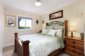 542 THULIN St — listing photo 30 of 57