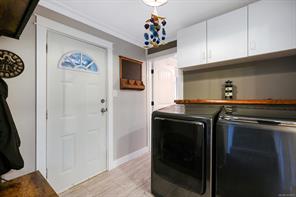 542 THULIN St — listing photo 35 of 57