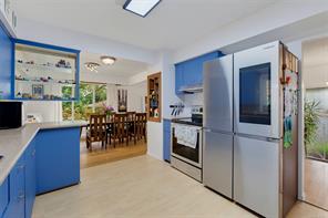 14 Eaton Ave — listing photo 20 of 40