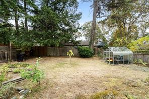 14 Eaton Ave — listing photo 27 of 40