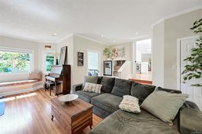 3935 SCOLTON Rd — listing photo 15 of 42