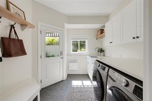 3935 SCOLTON Rd — listing photo 17 of 42