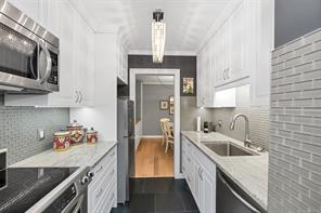 407-1159 Beach Dr — listing photo 25 of 56