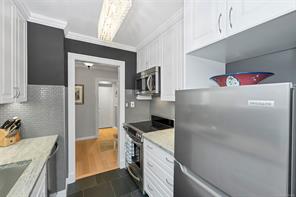 407-1159 Beach Dr — listing photo 28 of 56