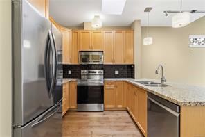 410-611 Goldstream Ave — listing photo 15 of 32