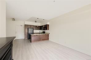 305-2220 Sooke Rd — listing photo 14 of 39