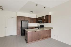 305-2220 Sooke Rd — listing photo 15 of 39