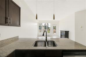 305-2220 Sooke Rd — listing photo 20 of 39