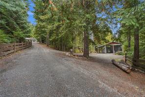 1580 Meadowood Way — listing photo 15 of 68
