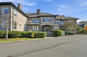 205-399 Wembley Rd — listing photo 15 of 46
