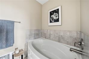 205-399 Wembley Rd — listing photo 35 of 46