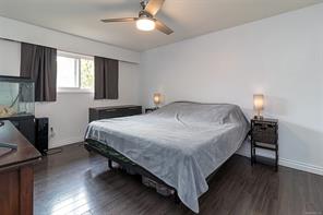 7251 Enid Pl — listing photo 18 of 40