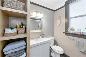 1029 Herd Rd — listing photo 18 of 67