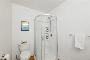 1029 Herd Rd — listing photo 37 of 67