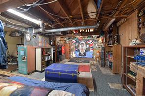 1113 Esquimalt Rd — listing photo 20 of 44