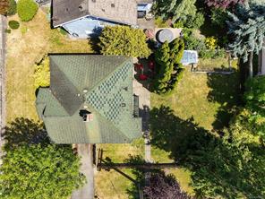 1113 Esquimalt Rd — listing photo 23 of 44