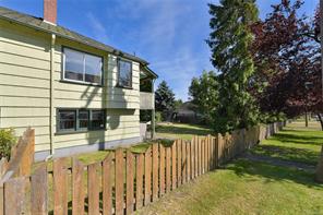 1113 Esquimalt Rd — listing photo 27 of 44