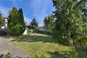 1113 Esquimalt Rd — listing photo 29 of 44