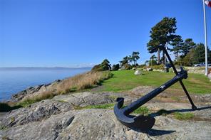 1113 Esquimalt Rd — listing photo 42 of 44