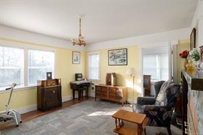 1183 Hillgrove Rd — listing photo 14 of 36