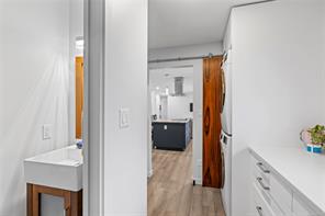 1350 Greenwood Way — listing photo 25 of 61