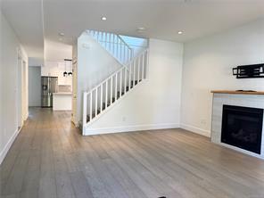 $799,900 - 5160 Hammond Bay Rd<br>Nanaimo, British Columbia, V9T 5B5