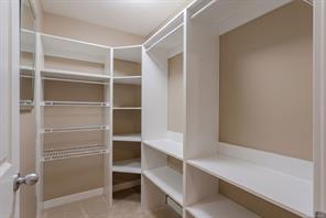 5-3774 12th Ave — listing photo 19 of 31
