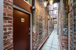 213-562 Yates St — listing photo 18 of 23