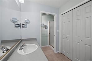 126 Ocean Walk Dr — listing photo 23 of 30