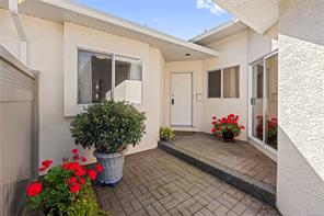 126 Ocean Walk Dr — listing photo 25 of 30