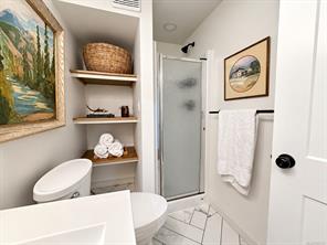 6008 Grandview Rd — listing photo 15 of 49