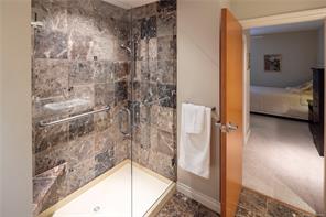 106-5329 Cordova Bay Rd — listing photo 24 of 43