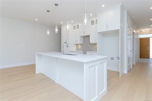 780 Russell Rd — listing photo 14 of 44