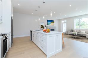 780 Russell Rd — listing photo 18 of 44