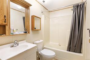 7561 Howard Rd — listing photo 20 of 26