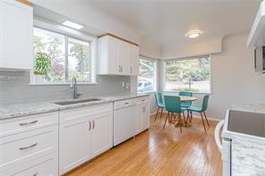 1280 Tracksell Ave — listing photo 14 of 39
