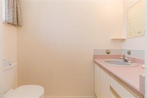 1280 Tracksell Ave — listing photo 19 of 39
