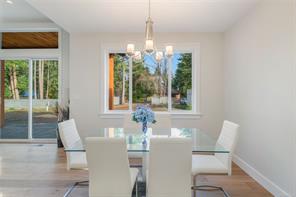 858 Wembley Rd — listing photo 24 of 51