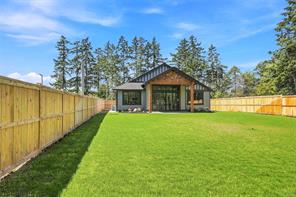 858 Wembley Rd — listing photo 47 of 51