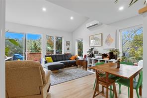 2522 Dunsmuir Ave — listing photo 21 of 59