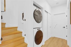 2522 Dunsmuir Ave — listing photo 25 of 59