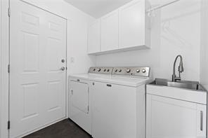 3104 Dolphin Dr — listing photo 23 of 38
