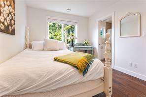 7-1032 Cloverdale Ave — listing photo 24 of 39