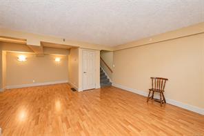 43-4061 Larchwood Dr — listing photo 13 of 35