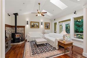 2989 Lakewood Pl — listing photo 16 of 56