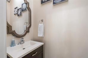 2989 Lakewood Pl — listing photo 21 of 56