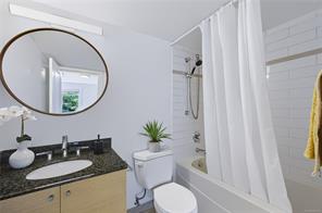 314-1315 Esquimalt Rd — listing photo 17 of 44
