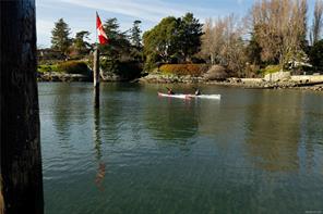 314-1315 Esquimalt Rd — listing photo 40 of 44