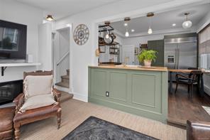 1618 Pinewood Ave — listing photo 21 of 67